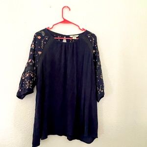 Bob timberlake top beautiful embroidery size XXL